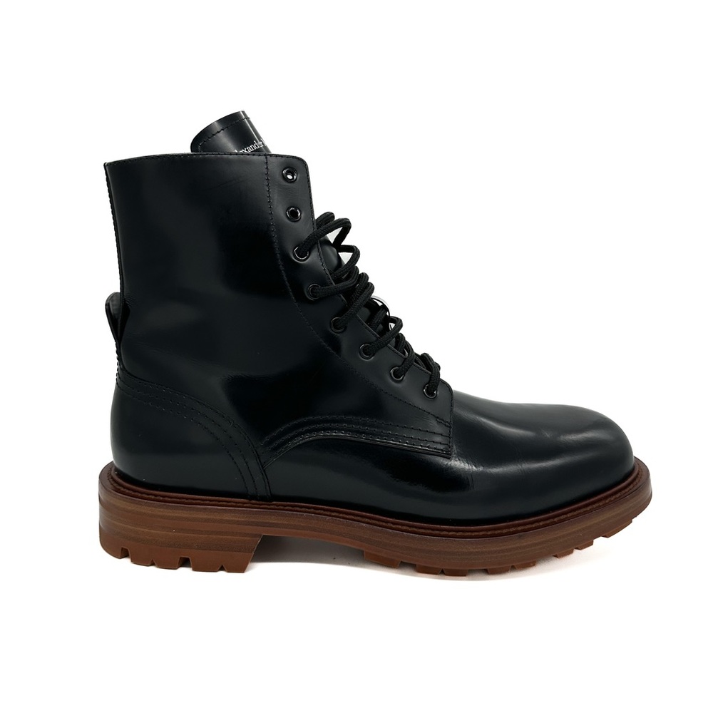 ALEXANDER MCQUEEN patent-leather lace up boots